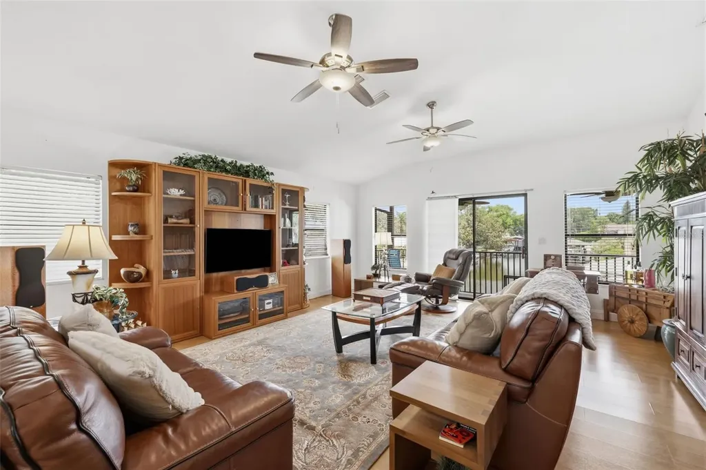 176 Maple Avenue Palm Harbor FL 34684