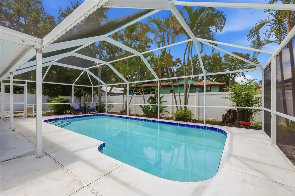 4089 King Richard Drive Sarasota FL 34232