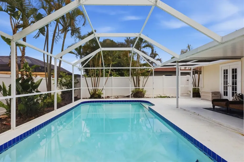 4089 King Richard Drive Sarasota FL 34232