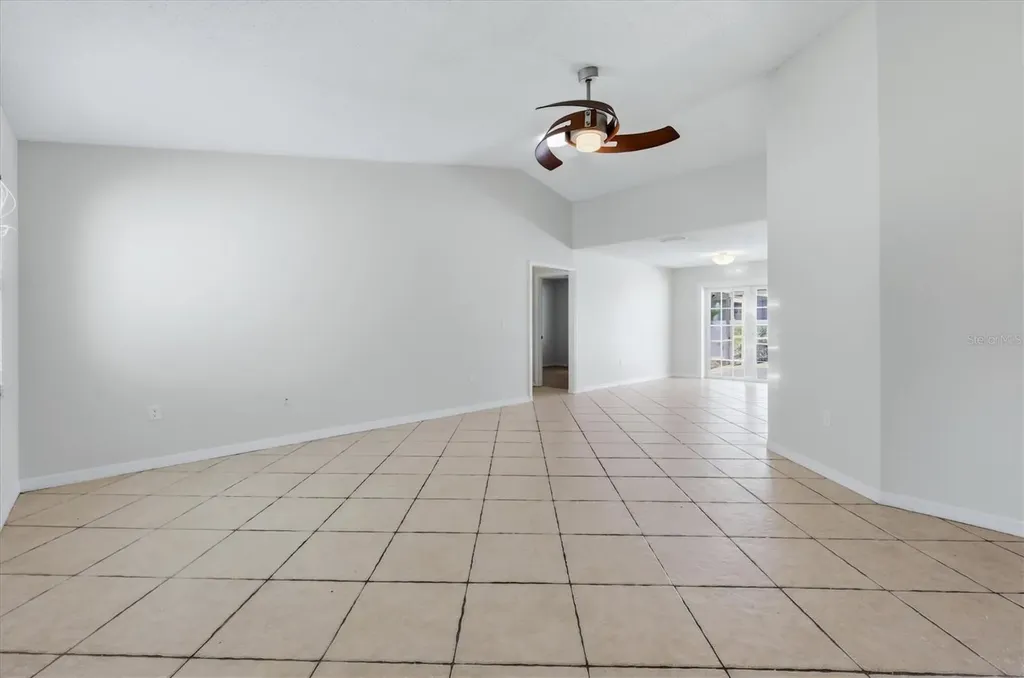 4089 King Richard Drive Sarasota FL 34232