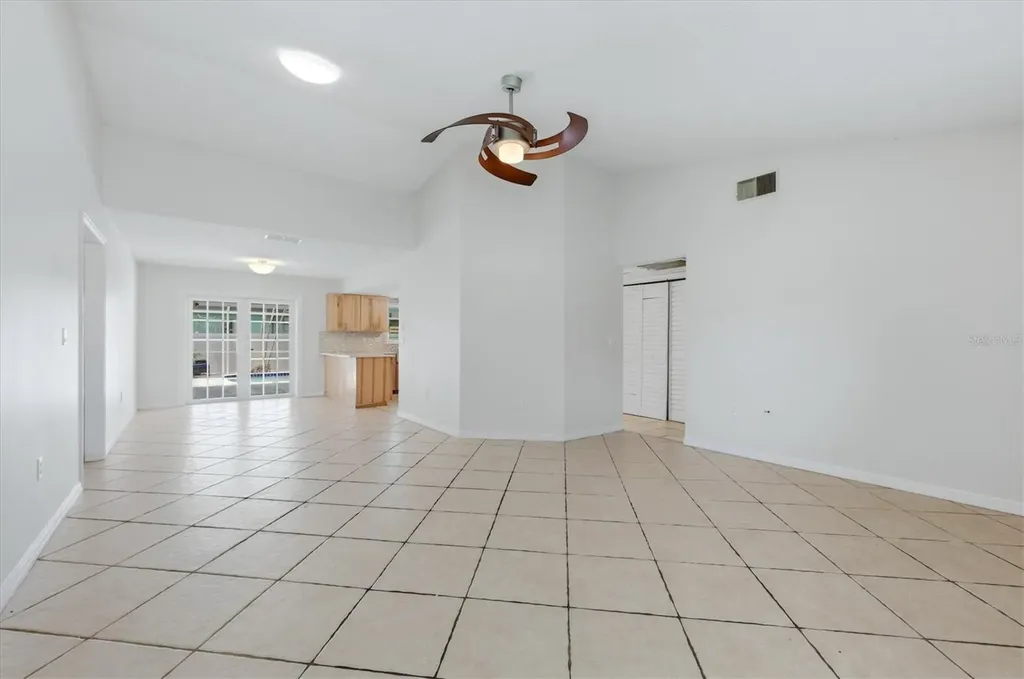 4089 King Richard Drive Sarasota FL 34232