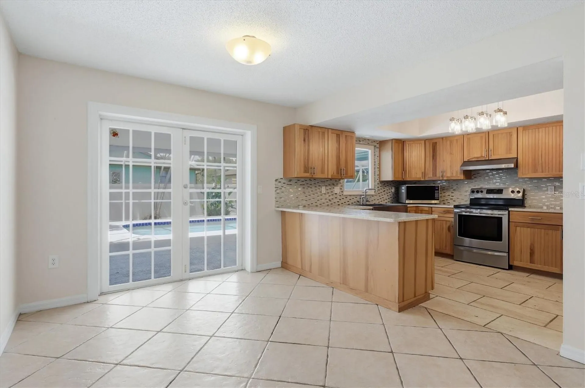 4089 King Richard Drive Sarasota FL 34232