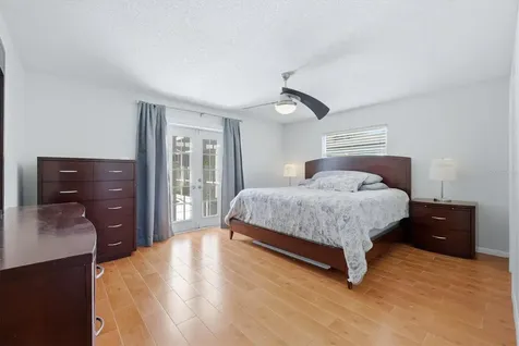 4089 King Richard Drive Sarasota FL 34232