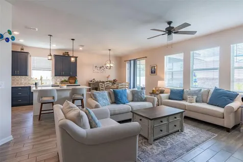 757 Citrus Reserve Boulevard Davenport FL 33837
