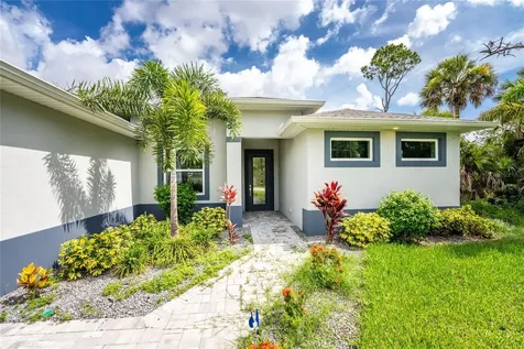 14422 Chamberlain Boulevard Port Charlotte FL 33953
