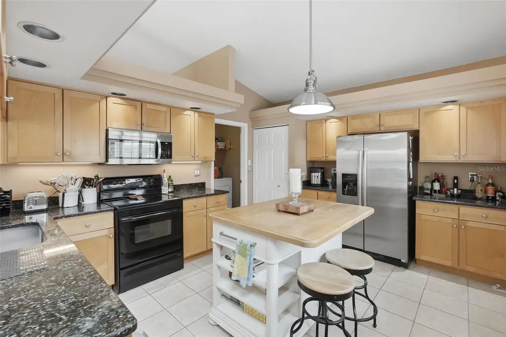 4989 162nd Avenue N Clearwater FL 33760