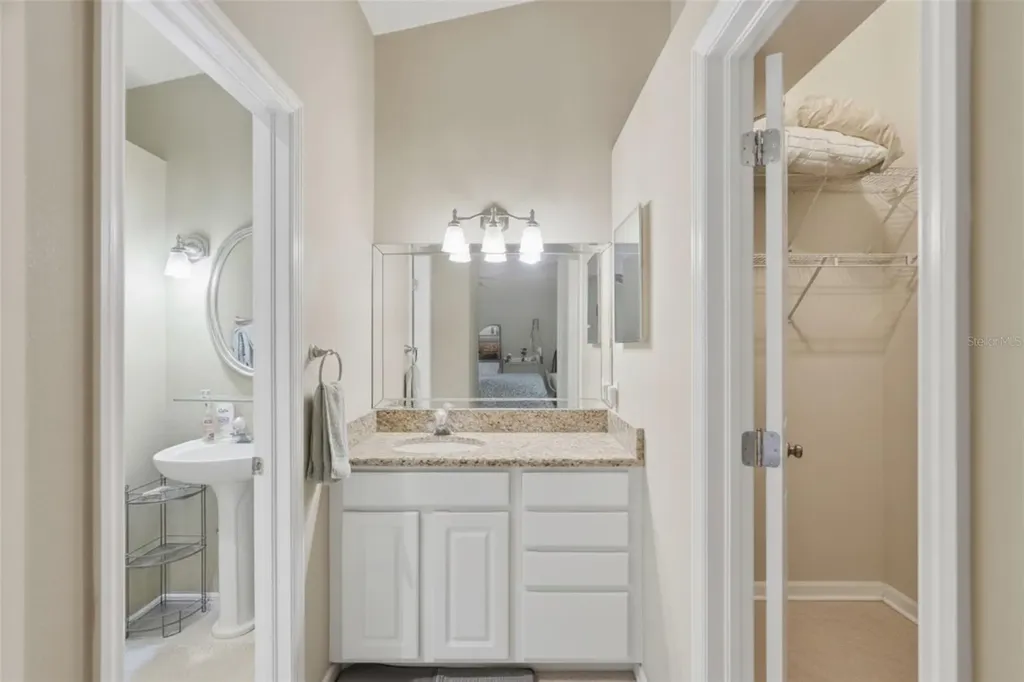4989 162nd Avenue N Clearwater FL 33760