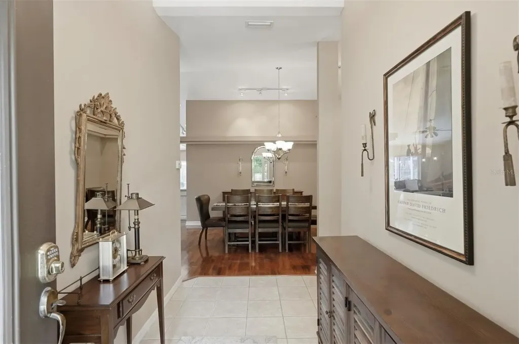 4989 162nd Avenue N Clearwater FL 33760