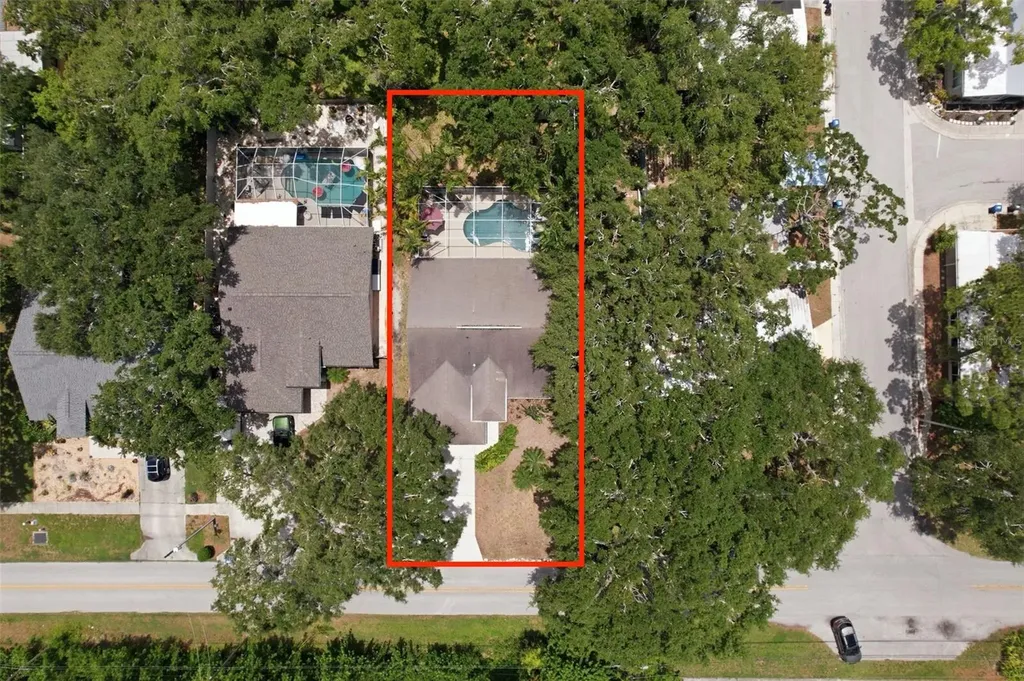 4989 162nd Avenue N Clearwater FL 33760