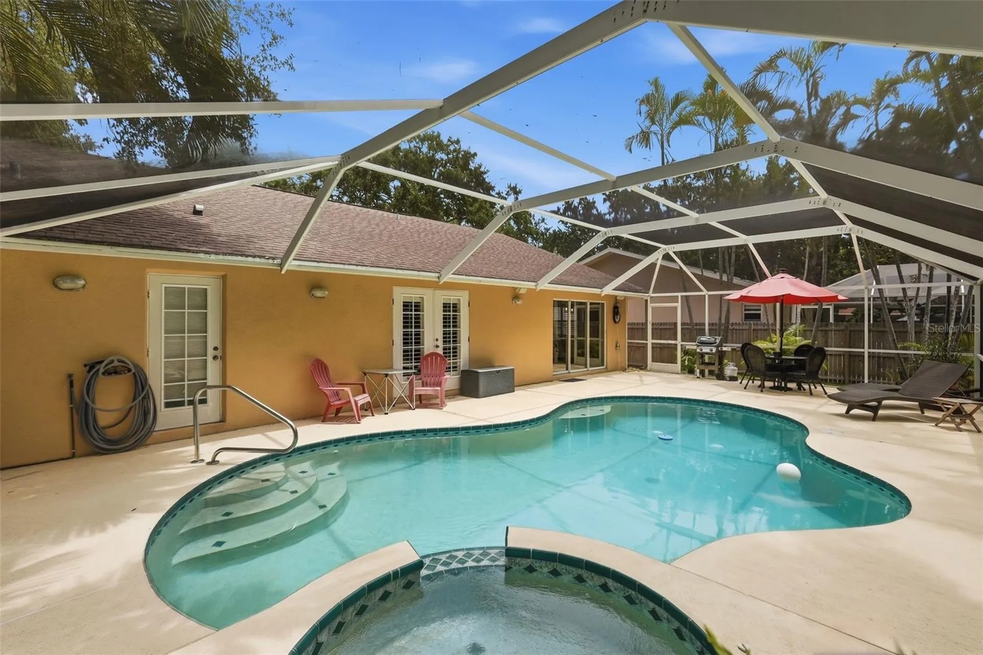 4989 162nd Avenue N Clearwater FL 33760