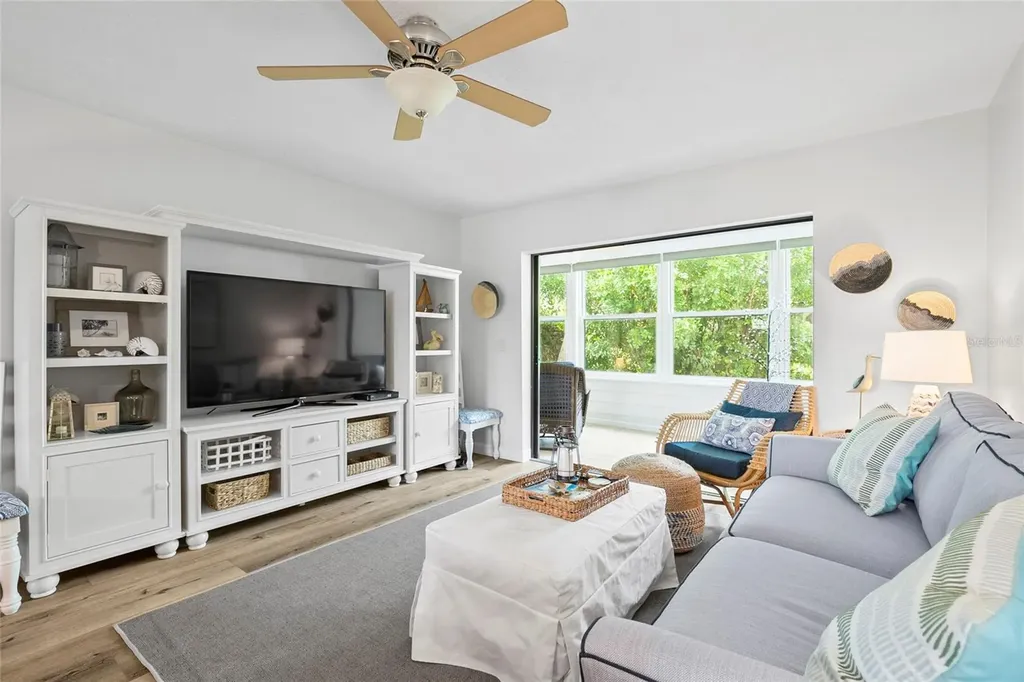 440 Palm Tree Drive Bradenton FL 34210