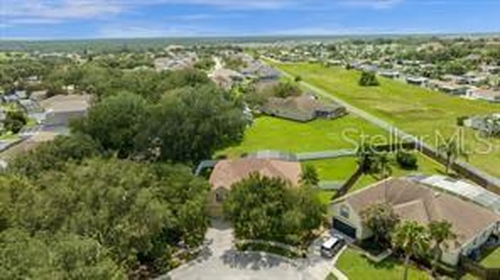 100 Hollybrook Court Davenport FL 33897
