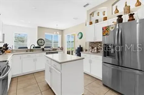 100 Hollybrook Court Davenport FL 33897