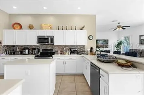 100 Hollybrook Court Davenport FL 33897