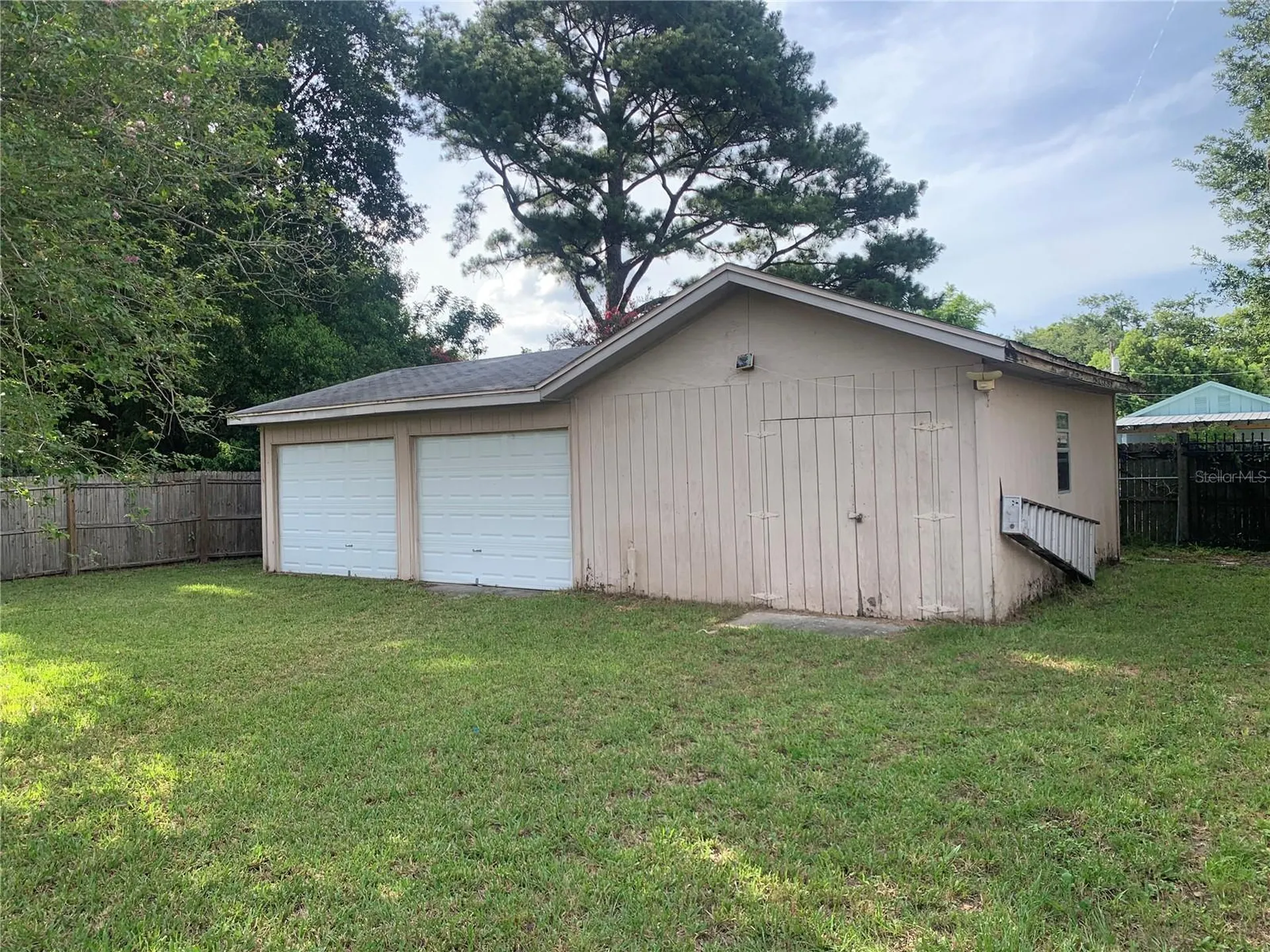 1915 Weeks Avenue Orlando FL 32806