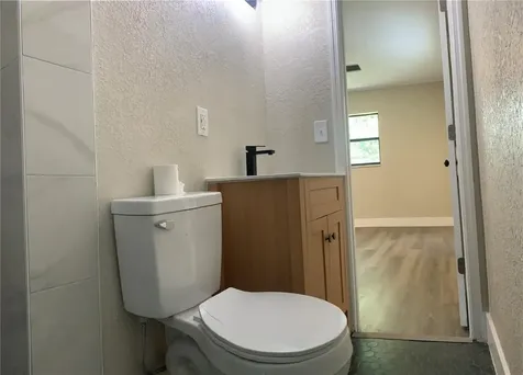 1915 Weeks Avenue Orlando FL 32806