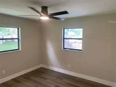 1915 Weeks Avenue Orlando FL 32806