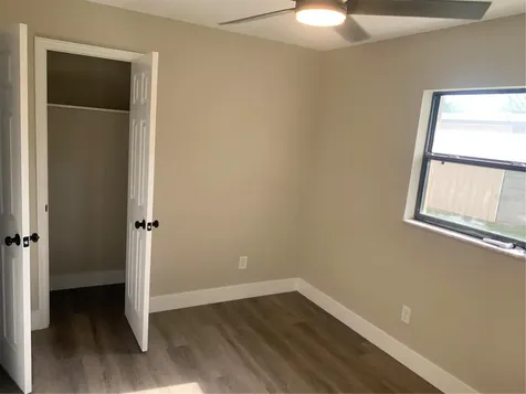 1915 Weeks Avenue Orlando FL 32806