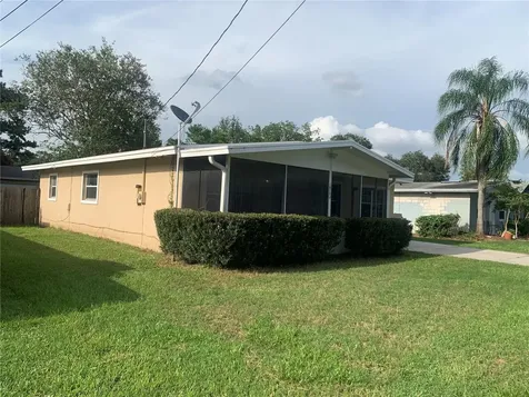 1915 Weeks Avenue Orlando FL 32806