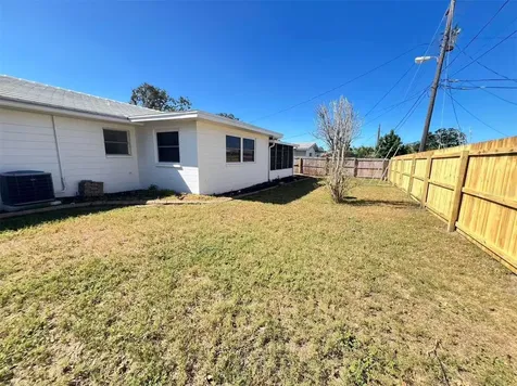 11093 54th Avenue N St Petersburg FL 33708