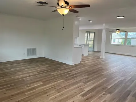 11093 54th Avenue N St Petersburg FL 33708