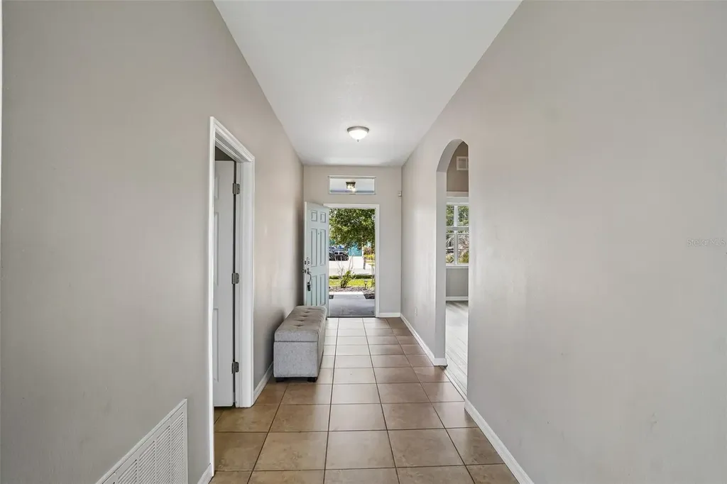 14310-A Alistar Manor Wimauma FL 33598