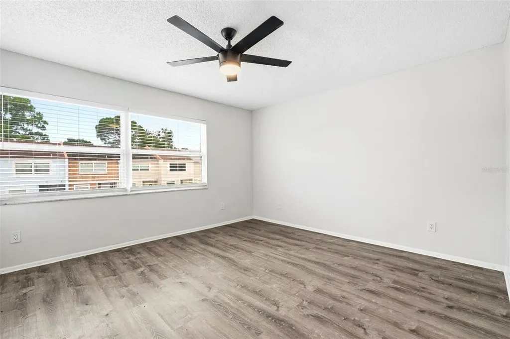 2871 S Pines Drive Largo FL 33771
