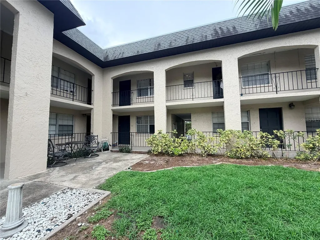 3718 W Mckay Avenue Tampa FL 33609