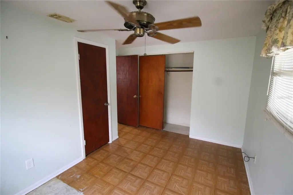4409 W Minnehaha Street Tampa FL 33614
