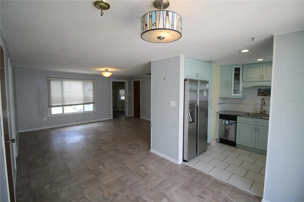 4409 W Minnehaha Street Tampa FL 33614