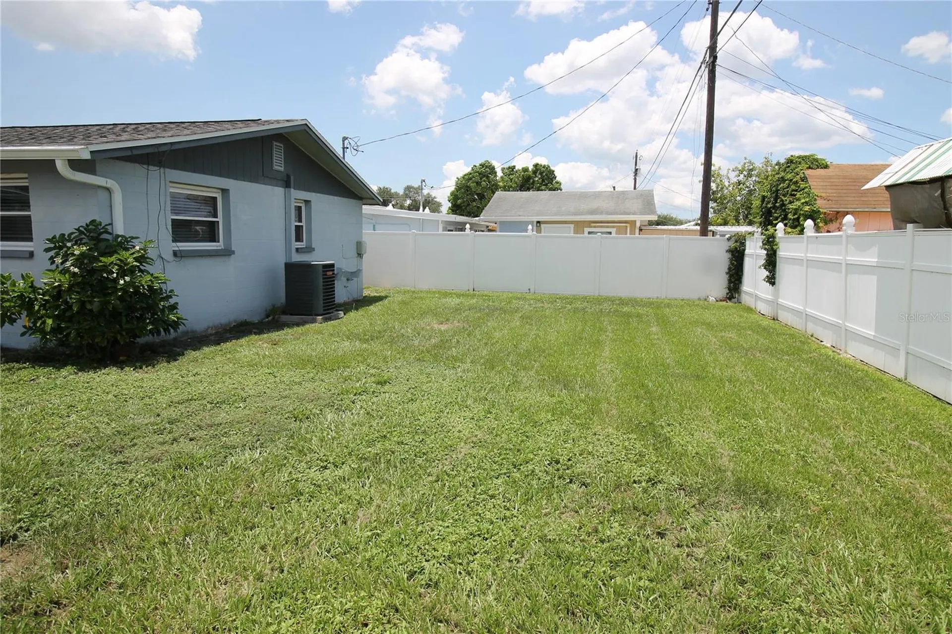 4409 W Minnehaha Street Tampa FL 33614