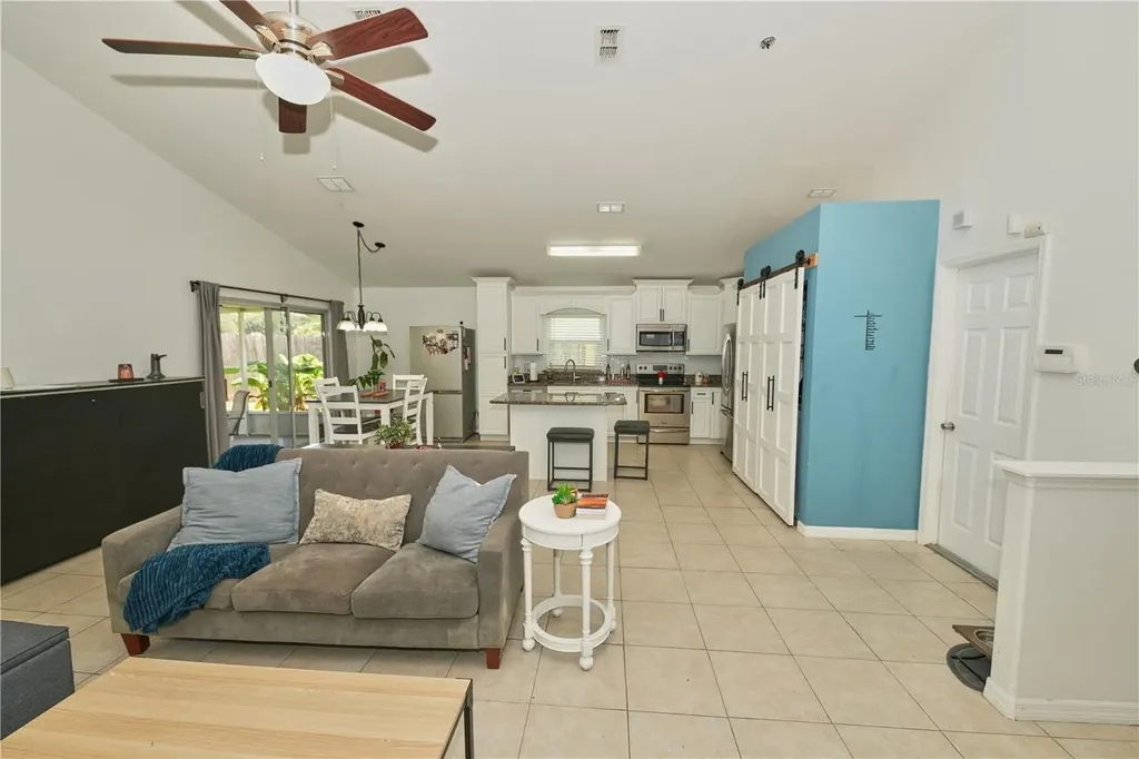 2486 Island Club Way Orlando FL 32822