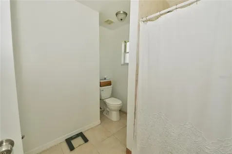2486 Island Club Way Orlando FL 32822