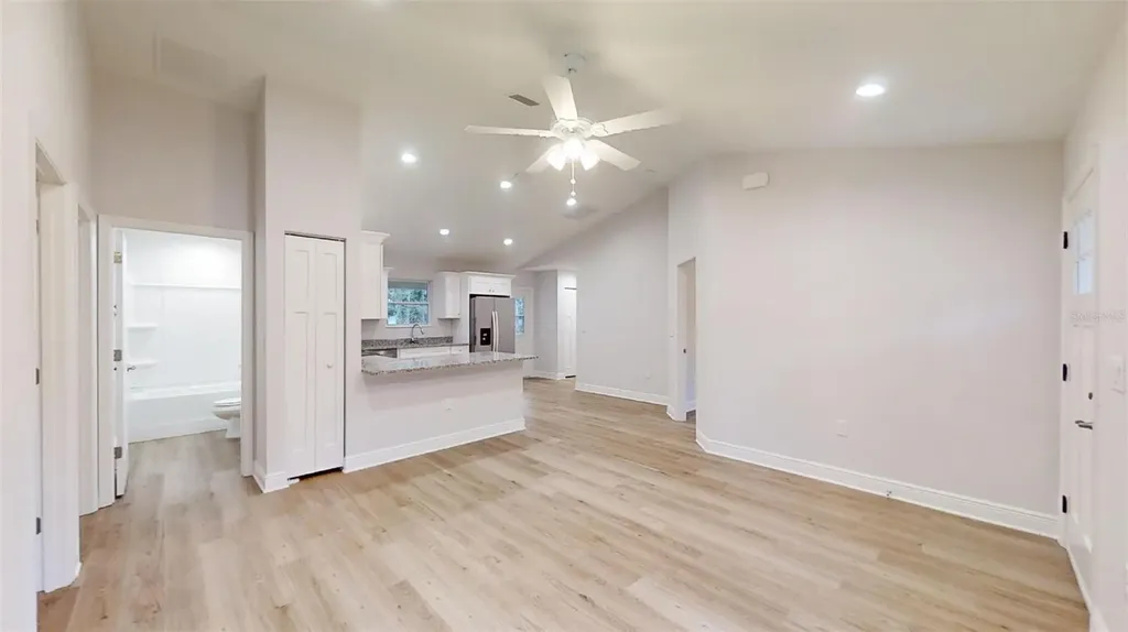 24304 NW Tamarind Lane Dunnellon FL 34431