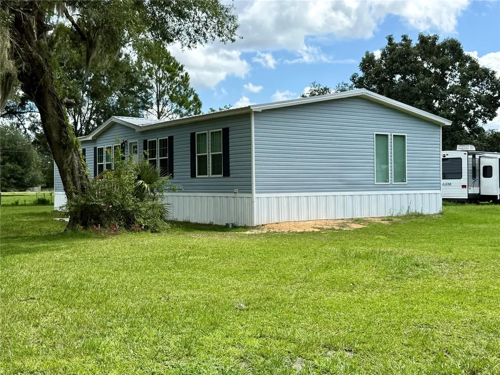 7589 Cr 763 Bushnell FL 33513