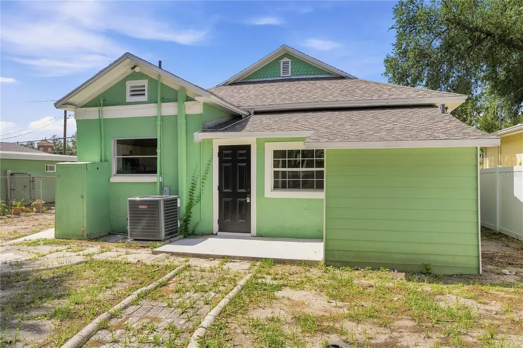 1404 E 26th Avenue Tampa FL 33605