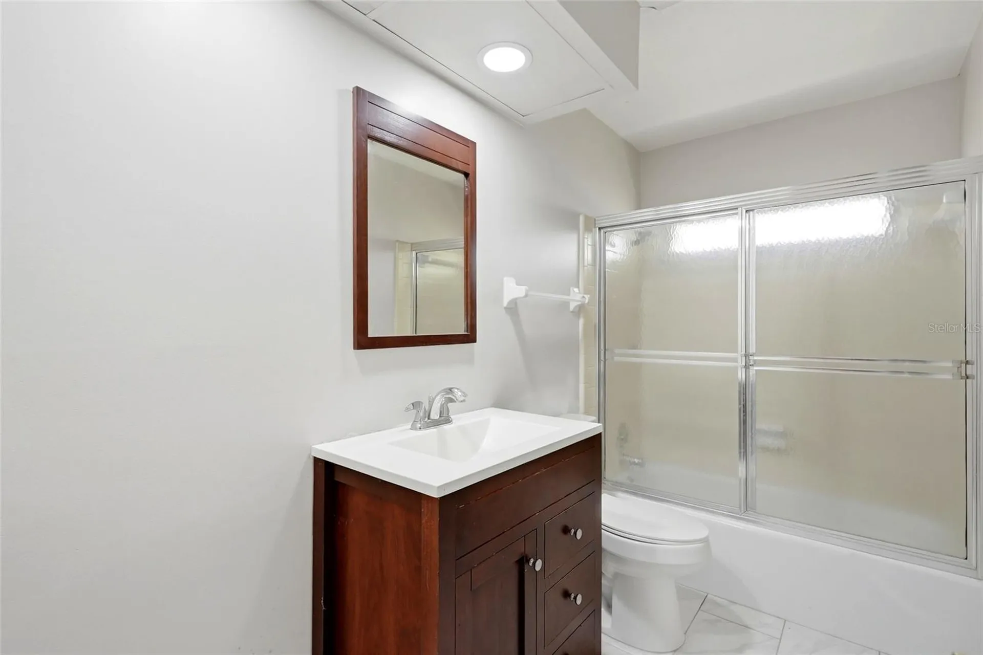 2711 Gulf Gate Drive Sarasota FL 34231