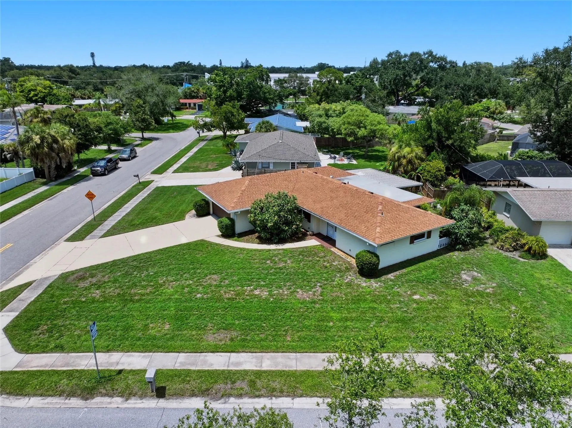 2711 Gulf Gate Drive Sarasota FL 34231