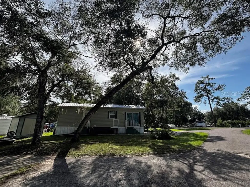 25296 141st Street NE Fort Mc Coy FL 32134