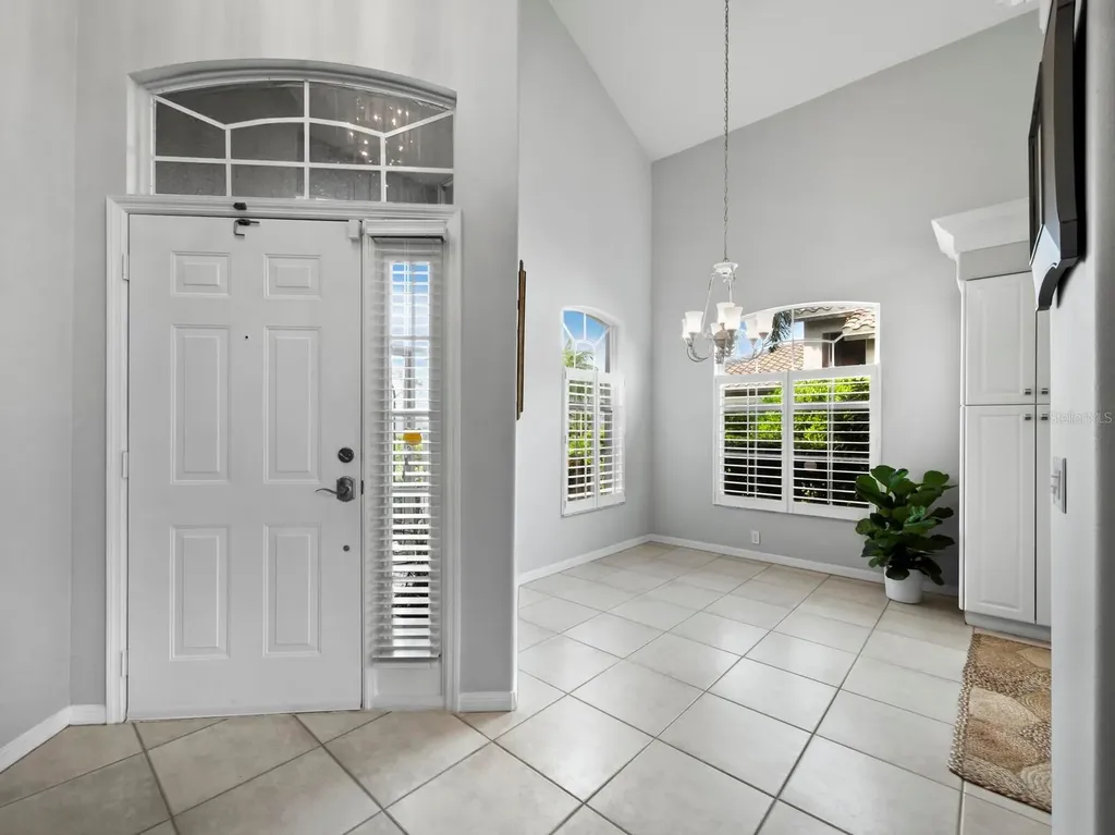 8737 Pebble Creek Lane Sarasota FL 34238