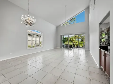 8737 Pebble Creek Lane Sarasota FL 34238
