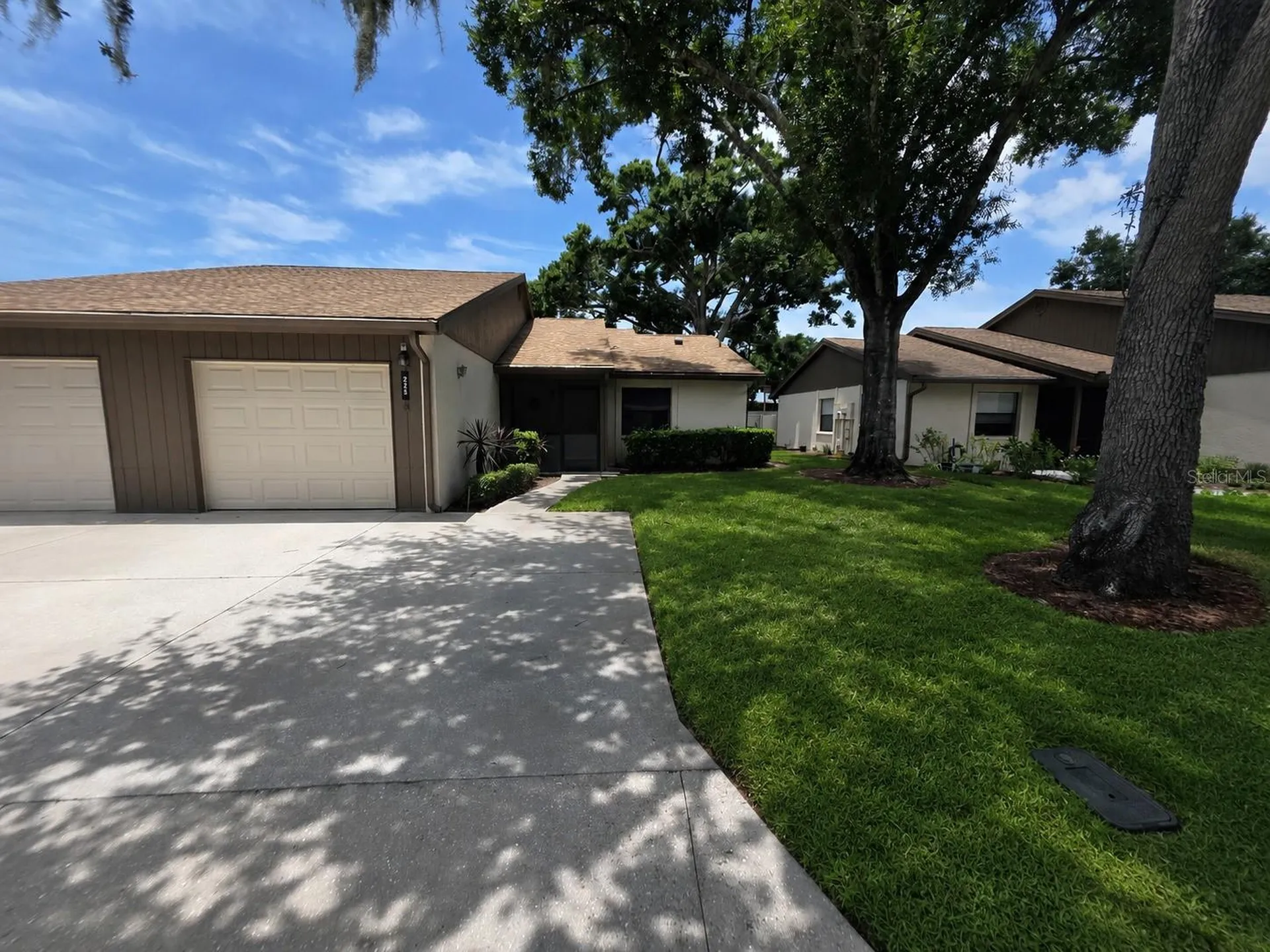 225 Oak Hill Drive Sarasota FL 34232