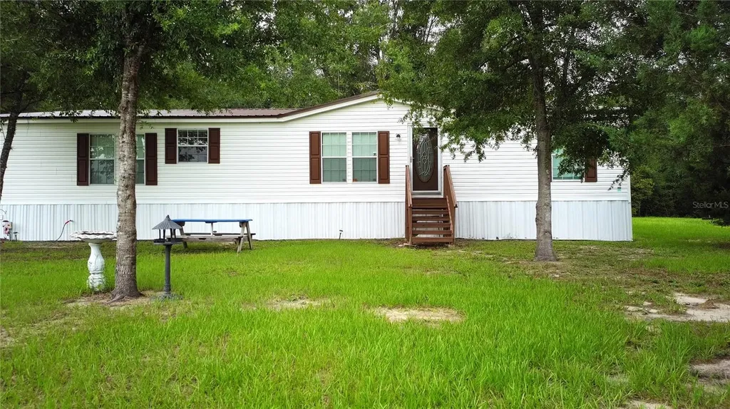 9889 NW 9th Court Branford FL 32008