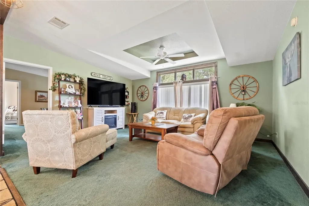 9889 NW 9th Court Branford FL 32008