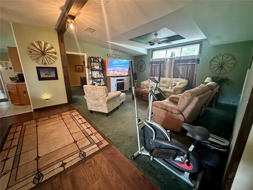 9889 NW 9th Court Branford FL 32008