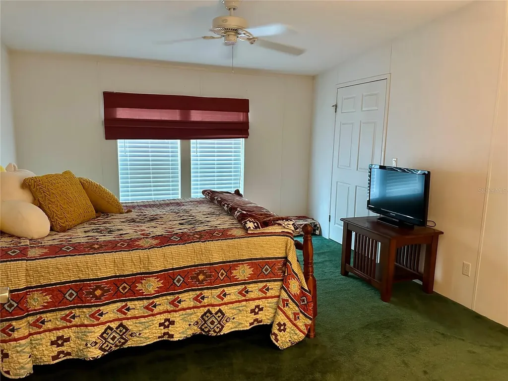 9889 NW 9th Court Branford FL 32008