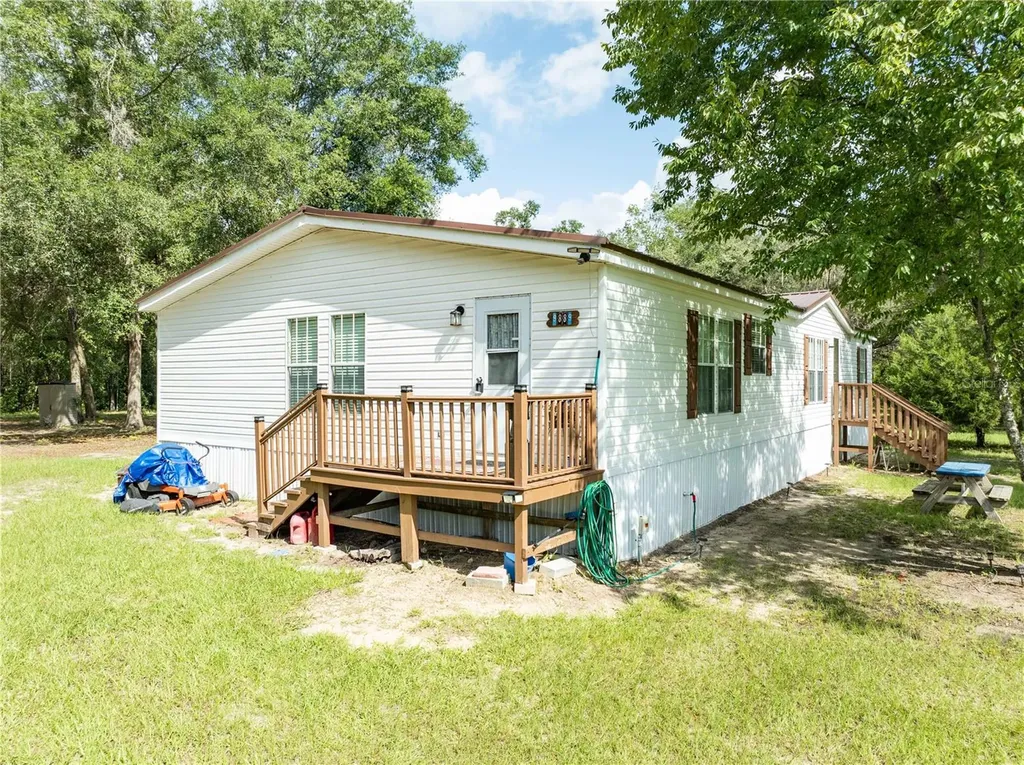 9889 NW 9th Court Branford FL 32008