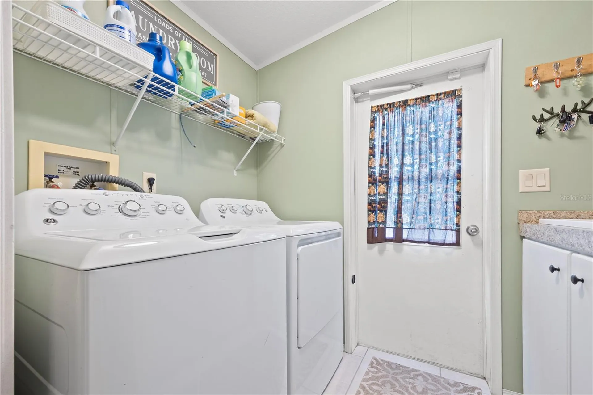 9889 NW 9th Court Branford FL 32008