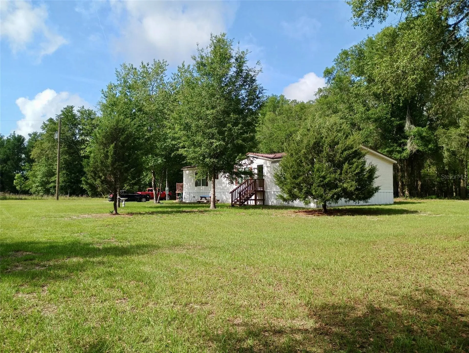 9889 NW 9th Court Branford FL 32008
