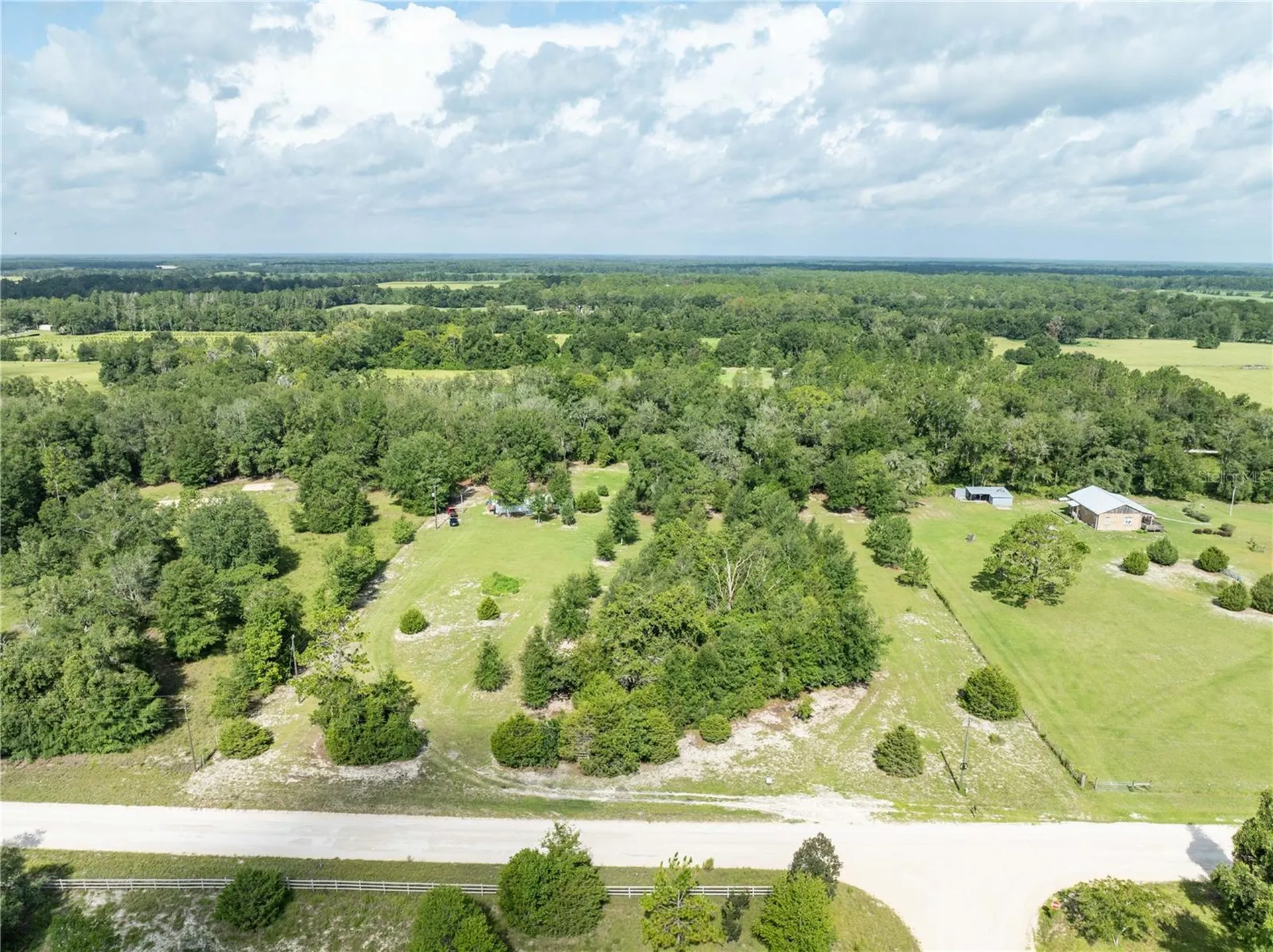 9889 NW 9th Court Branford FL 32008